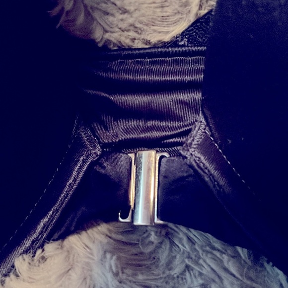 Victoria’s Secret Bra - Picture 3 of 4